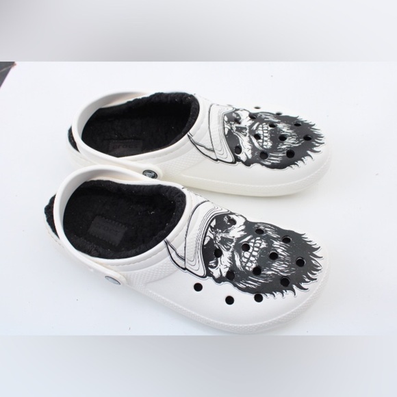 Crocs Luke Combs skull crocs - Picture 1 of 8